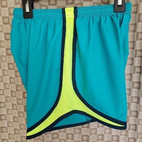 Nike Women's Dri-Fit Tempo 3" Running Shorts Teal Small NWOT - Picture 3 of 5